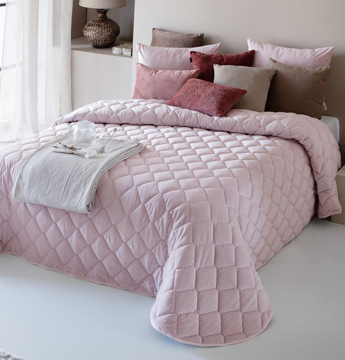 Couvre-lit matelassé Tivoli rose pâle Antilo Couvre-lit matelassé Tivoli rose pâle Antilo