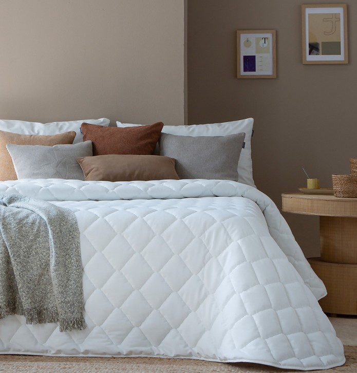 Couvre-lit matelassé Tivoli blanc Antilo