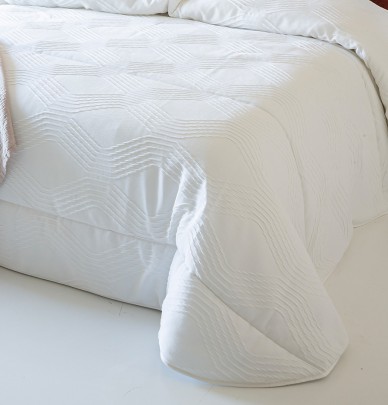 Couvre lit matelassé Gilda blanc cassé Antilo