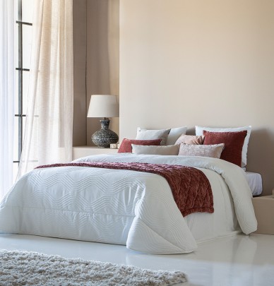 Couvre lit matelassé Gilda blanc cassé Antilo