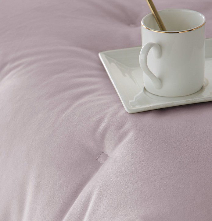 Couvre-lit velours matelassé Jess rose pâle Antilo - Blancollection