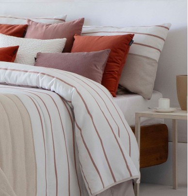 Couvre lit matelassé Valerian bois de rose Antilo