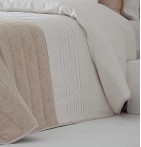 Couvre-lit matelassé et ses housses coussins Zia lin Antilo - Blancollection
