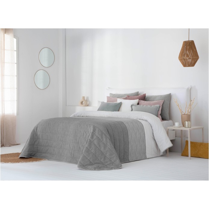 Couvre-lit matelassé et ses housses coussins Devi gris Antilo - Blancollection