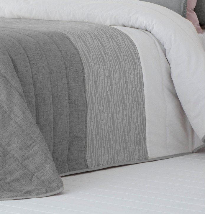 Couvre-lit matelassé et ses housses coussins Devi gris Antilo - Blancollection