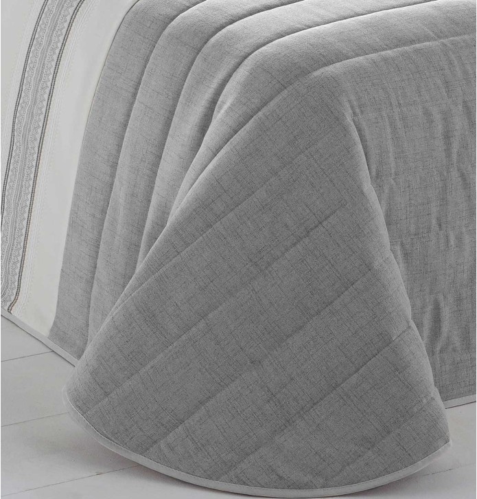 Couvre-lit matelassé et ses housses coussins Alboraïa gris Antilo - Blancollection