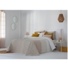 Couvre-lit matelassé et ses housses coussins Devi lin Antilo - Blancollection