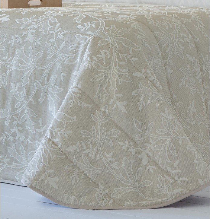 Couvre-lit matelassé et ses housses coussins Greta Antilo - Blancollection