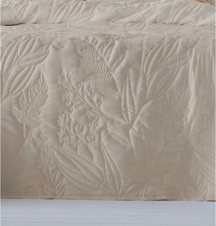 Couvre-lit matelassé Mireya beige Antilo - Blancollection