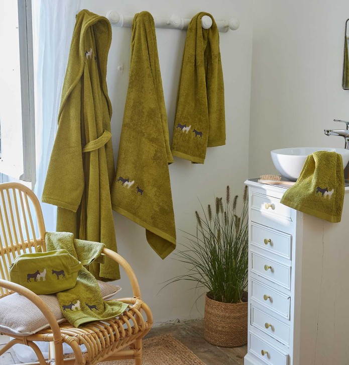 Peignoir brodé RDV au pré olive Sylvie Thiriez - Blancollection