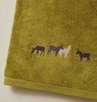 Drap de bain RDV au pré olive Sylvie Thiriez - Blancollection
