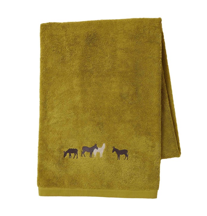Drap de bain RDV au pré olive Sylvie Thiriez Drap de bain RDV au pré olive Sylvie Thiriez