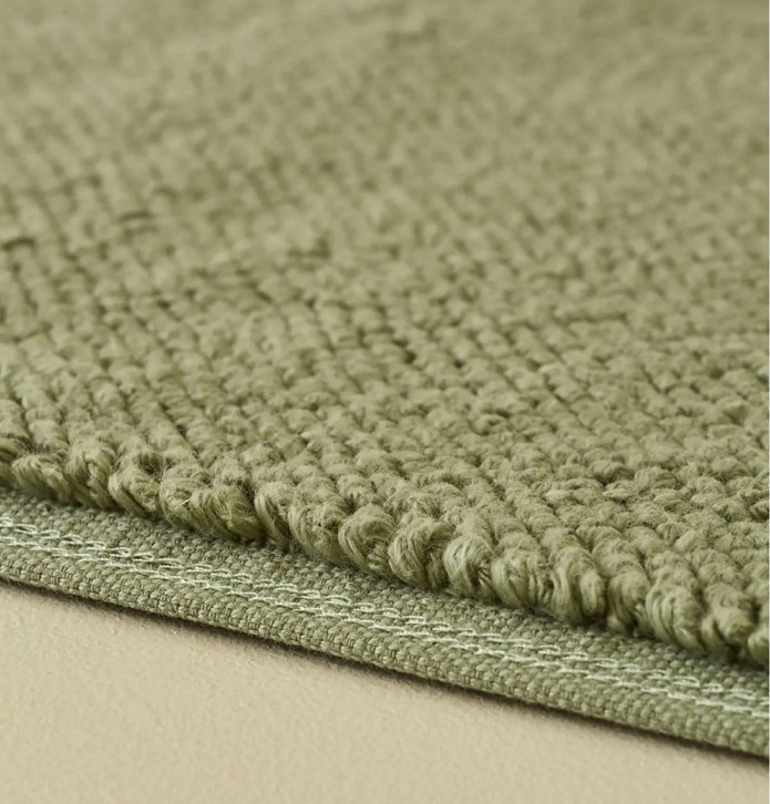 Tapis de bain coton peigné 1000g/m2 Confort vert vétiver Sylvie Thiriez - Blancollection