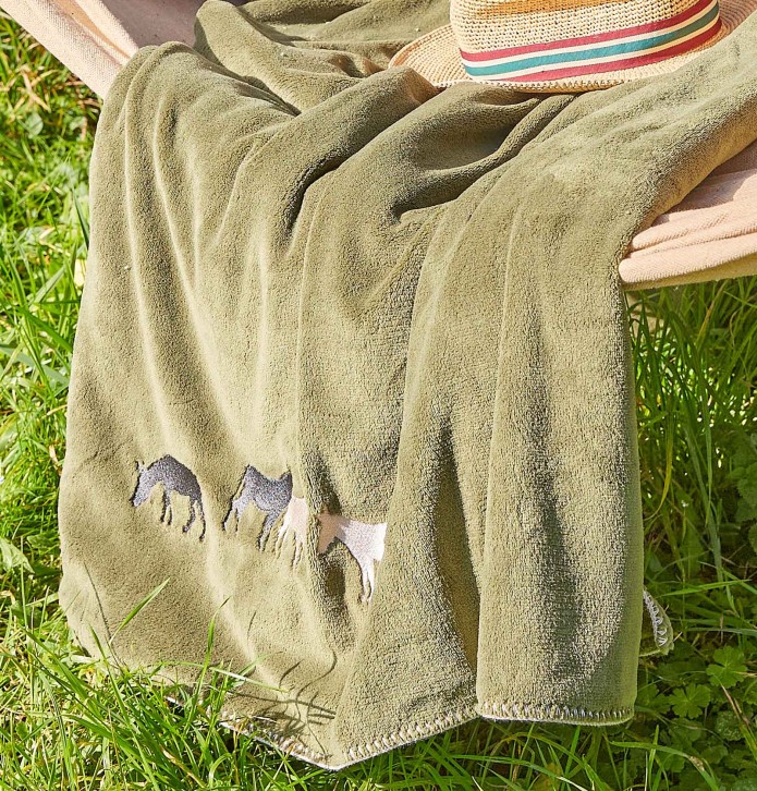 Plaid polaire RDV au pré Sylvie Thiriez Plaid polaire RDV au pré Sylvie Thiriez