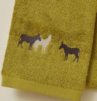 Serviette de toilette RDV au pré olive Sylvie Thiriez - Blancollection