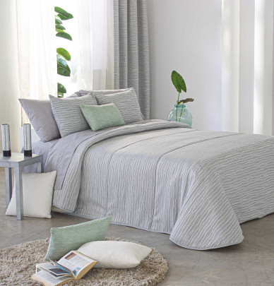 Couvre lit matelassé jacquard Kirk gris Reig Marti