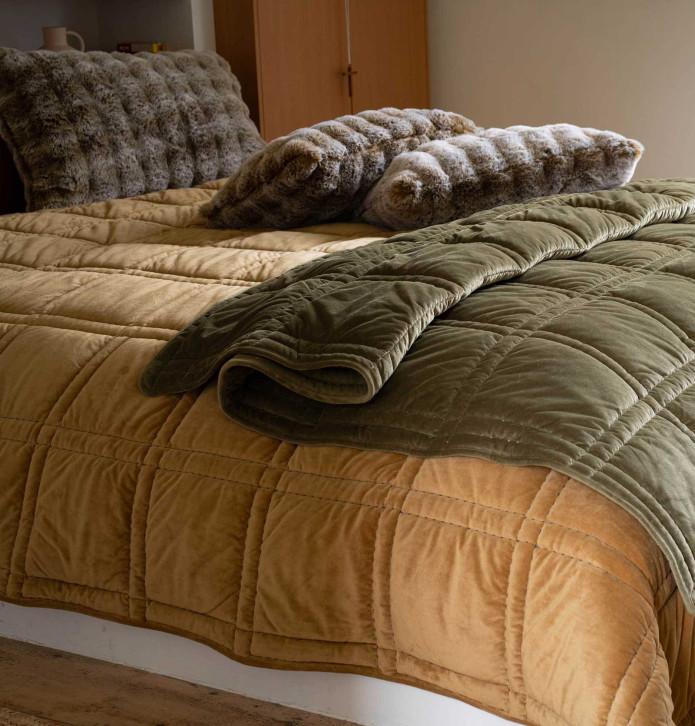 Couvre lit velours Nanook camel Vent du Sud Couvre lit velours Nanook camel Vent du Sud