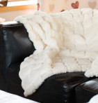Plaid fausse fourrure Pelissa Qabane - Blancollection