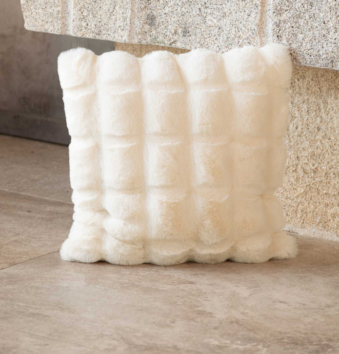Housse coussin fourrure Pelissa Qabane - Blancollection