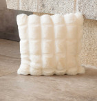 Housse coussin fourrure Pelissa Qabane - Blancollection