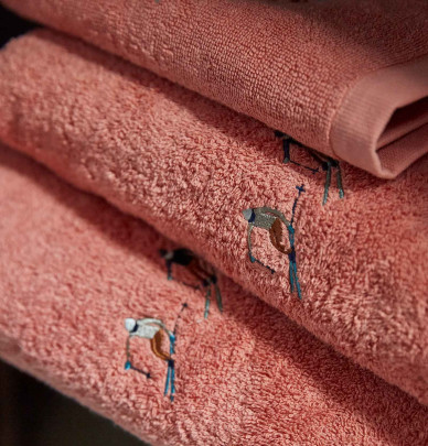 Serviette de toilette Après-Ski rose thé Sylvie Thiriez