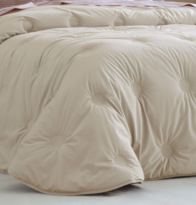 Couvre-lit velours matelassé Odin beige clair Antilo