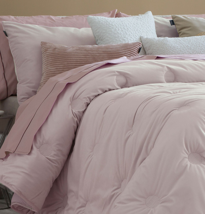 Couvre-lit velours matelassé Odin rose clair Antilo - Blancollection