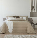 Couvre-lit matelassé Adara camel Antilo