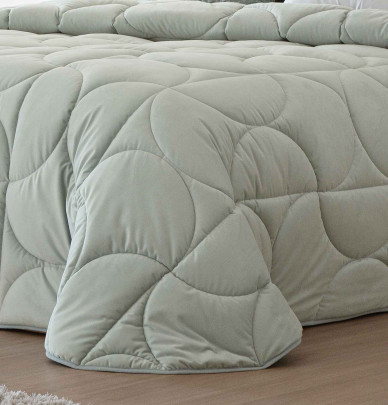 Couvre-lit velours matelassé Arni vert d'eau Antilo
