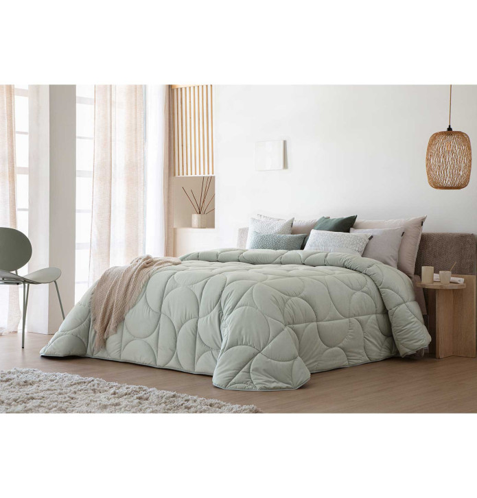 Couvre-lit velours matelassé Arni vert d'eau Antilo - Blancollection