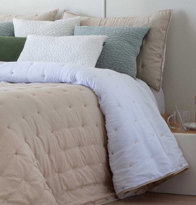 Couvre lit matelassé réversible Libet beige Antilo