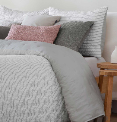Couvre lit matelassé Royal gris Antilo