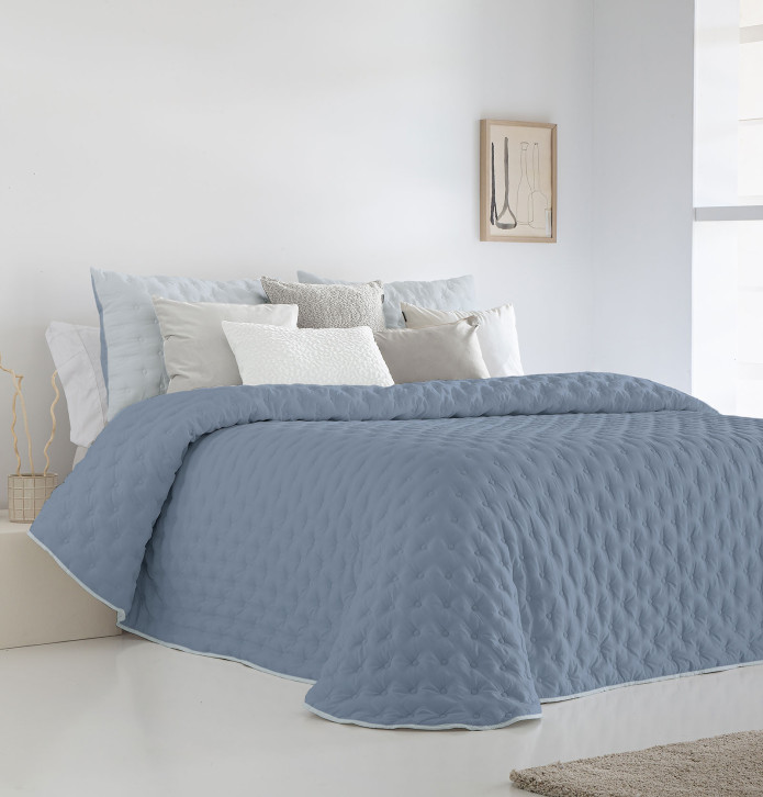 Couvre lit matelassé réversible Anisa bleu Antilo Couvre lit matelassé réversible Anisa bleu Antilo