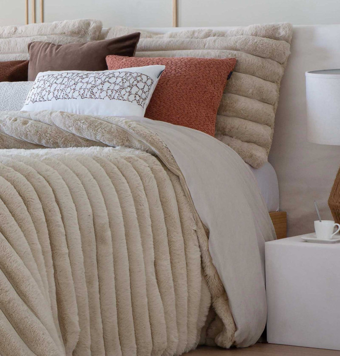 Couvre-lit matelassé Cédric beige Antilo - Blancollection