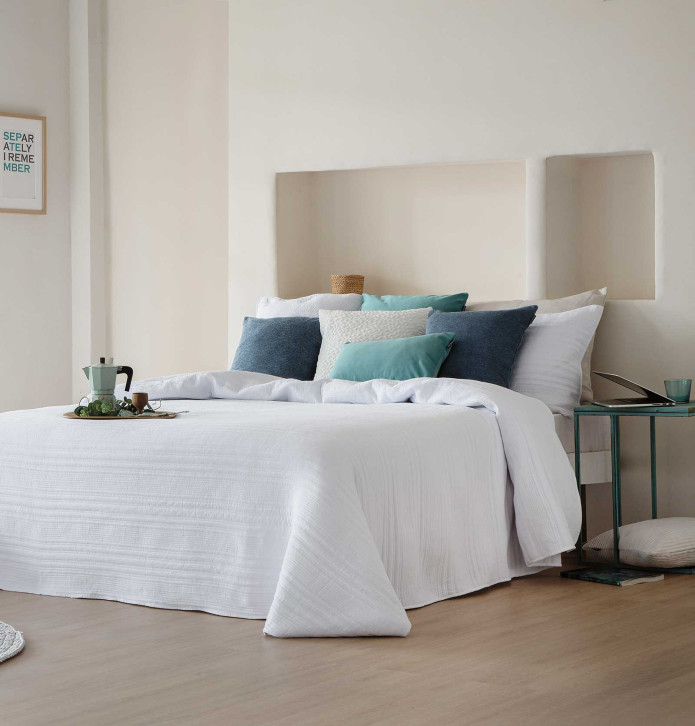 Couvre-lit matelassé Ibane blanc Antilo