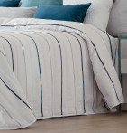 Couvre-lit matelassé et ses housses coussins Donal Antilo - Blancollection