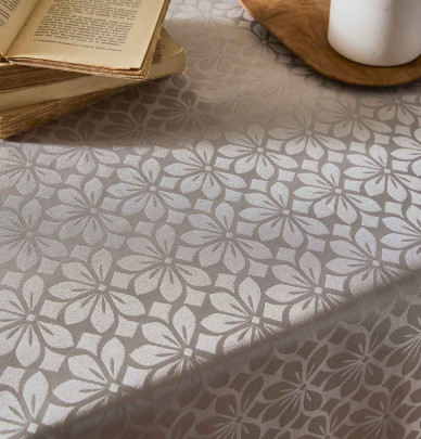 Nappe damassée polyester Lotus sable Nydel