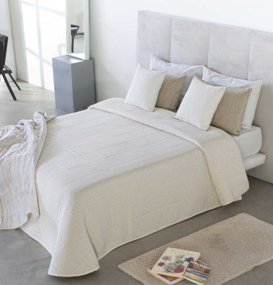 Couvre lit jacquard Ghar ivoire Reig Marti