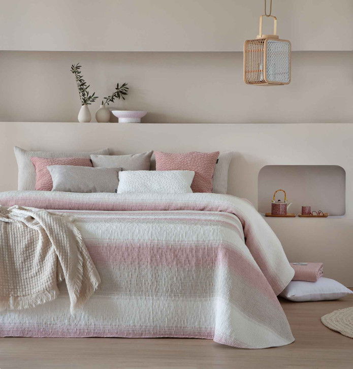 Couvre-lit Nilsen rose Antilo