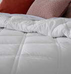 Couvre-lit velours matelassé Leire blanc Antilo - Blancollection