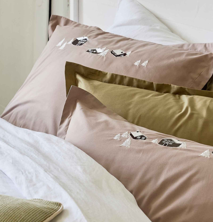 Parure de lit percale Au Coeur de la Vallée taupe Sylvie Thiriez - Blancollection