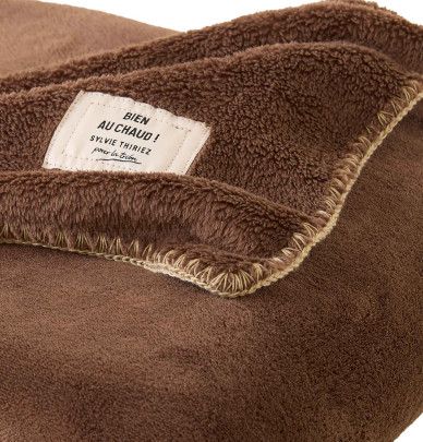 Plaid polaire Bien au chaud chocolat Sylvie Thiriez