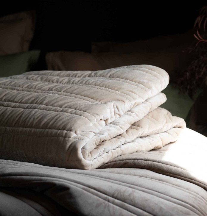 Couvre-lit velours matelassé Nanook naturel Vent du Sud - Blancollection