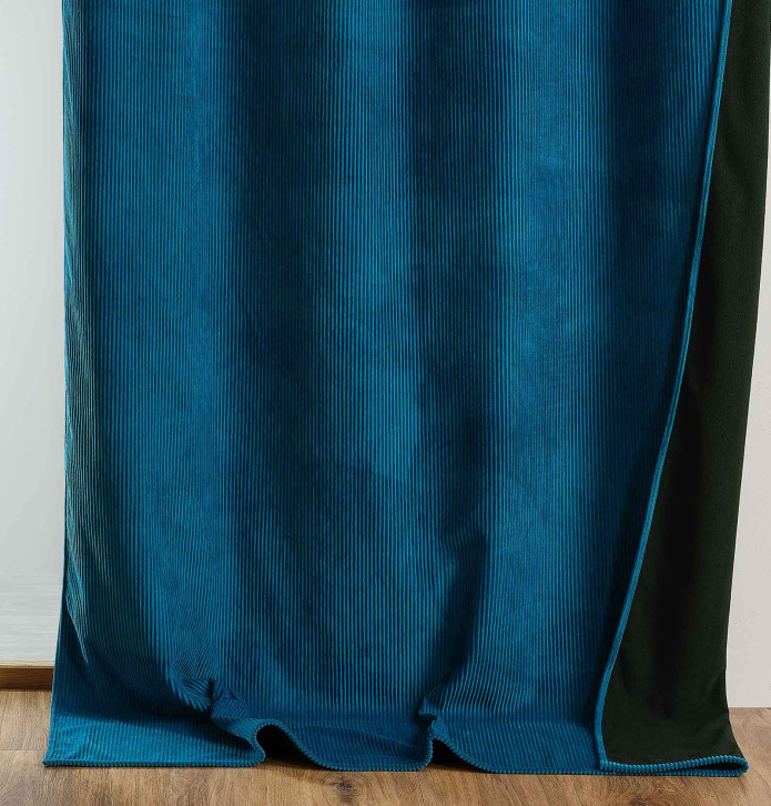 Rideau velours thermique Warma bleu paon Qabane - Blancollection