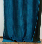 Rideau velours thermique Warma bleu paon Qabane - Blancollection