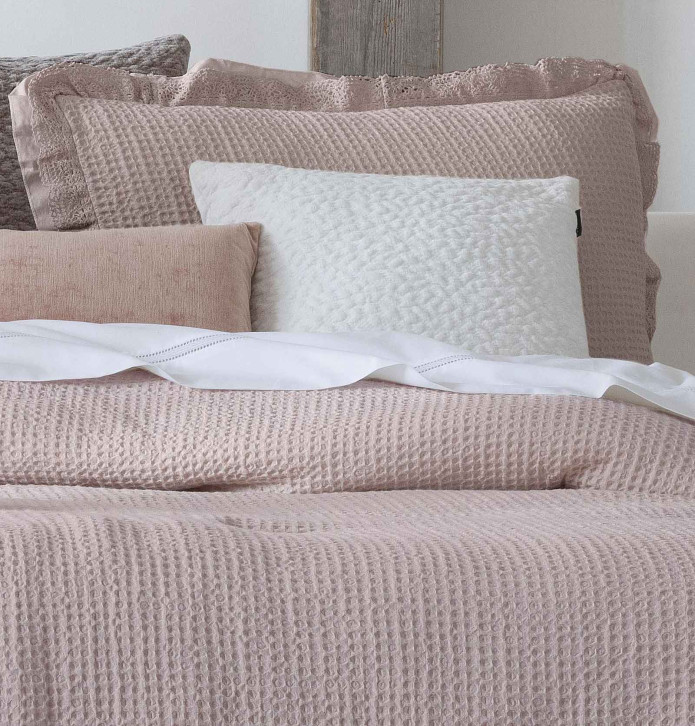 Couvre-lit matelassé Kalinda mauve rosé Antilo - Blancollection