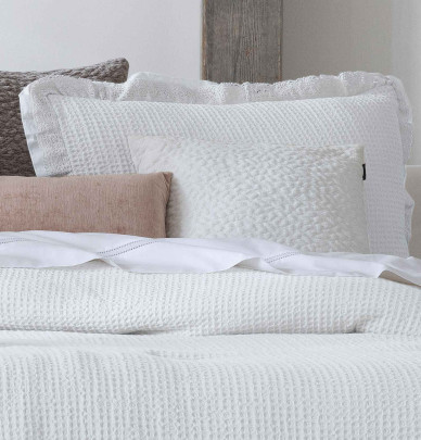 Couvre lit matelassé Kalinda blanc Antilo