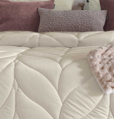 Couvre-lit velours matelassé Mimo beige clair Antilo