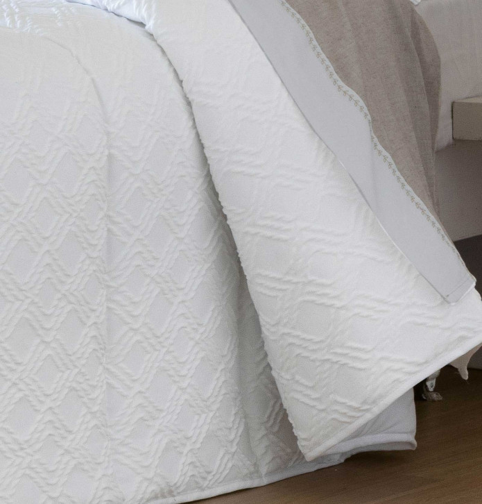 Couvre-lit matelassé Coco blanc Antilo - Blancollection