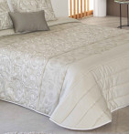 Couvre lit matelassé imprimé Ardal beige Reig Marti - Blancollection